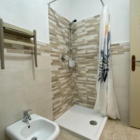 Ca' Nostra Apartment *